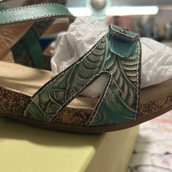 L’ Artiste Quilana NEW in Box Size 39 Teal - Picture 8 of 14